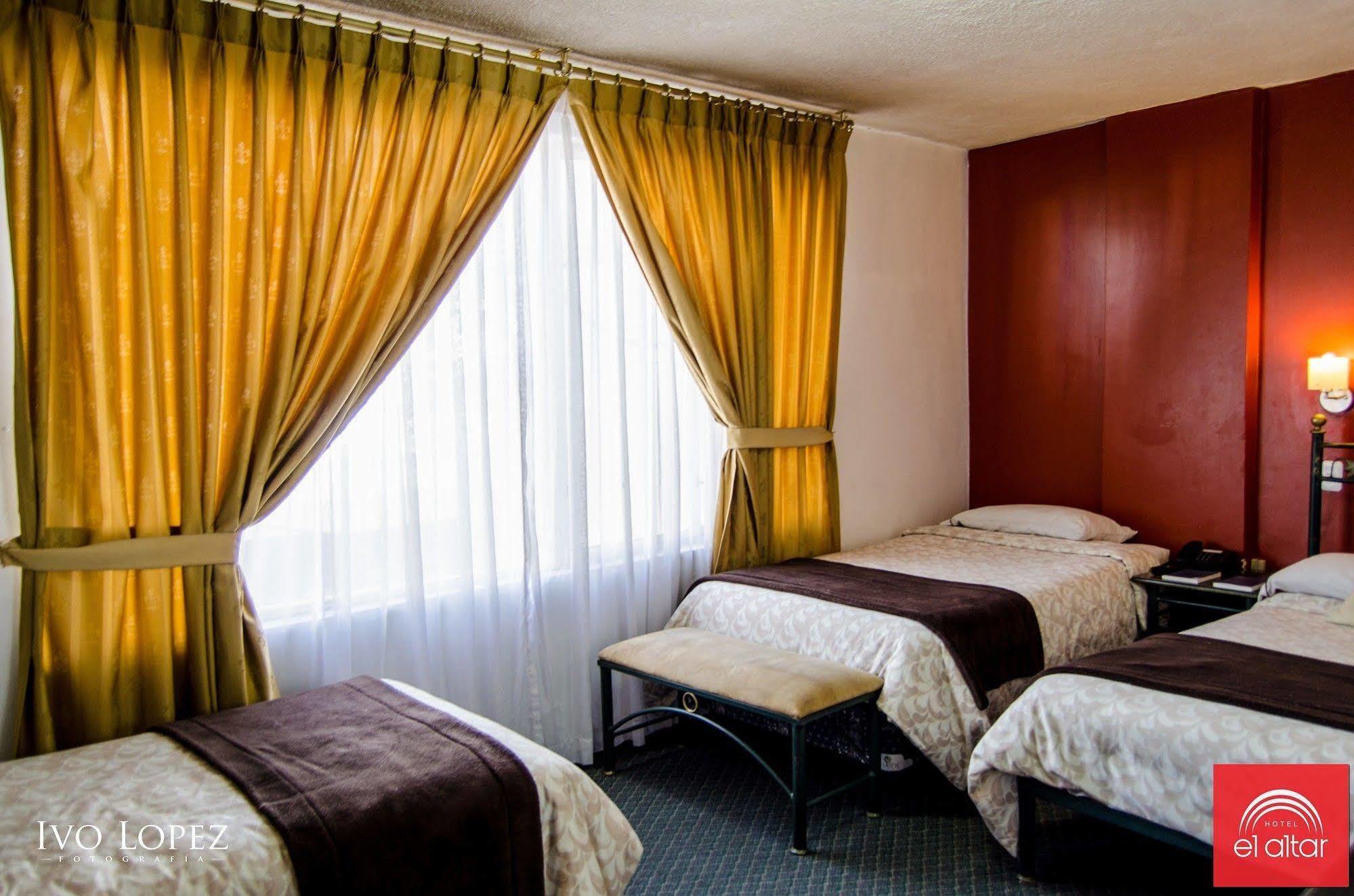 ריובמבה Hotel El Altar מראה חיצוני תמונה