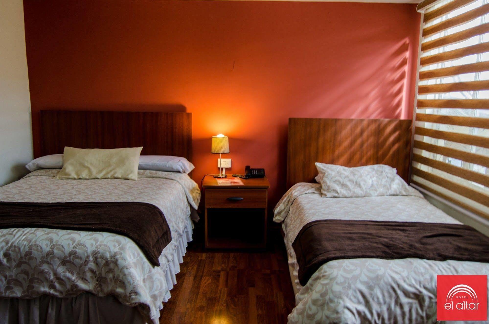 ריובמבה Hotel El Altar מראה חיצוני תמונה